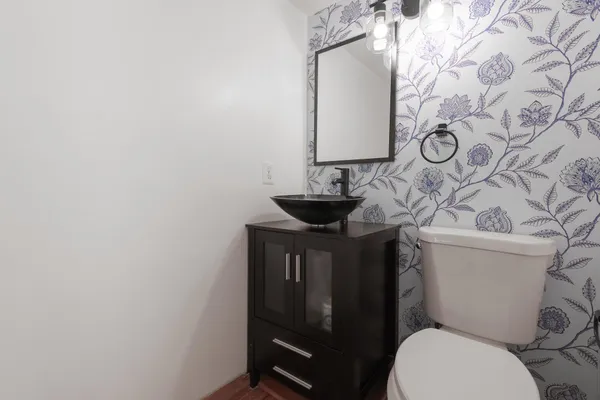 $2,700 | 18153 Tunstall Drive, Gaithersburg, MD 20886