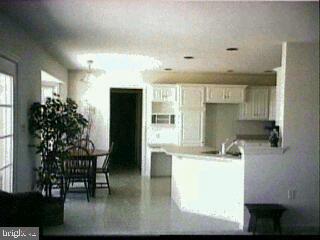 3132 Wheatlyn Road York, PA 17402 - Photo 2 of 5 Gallery Image 2