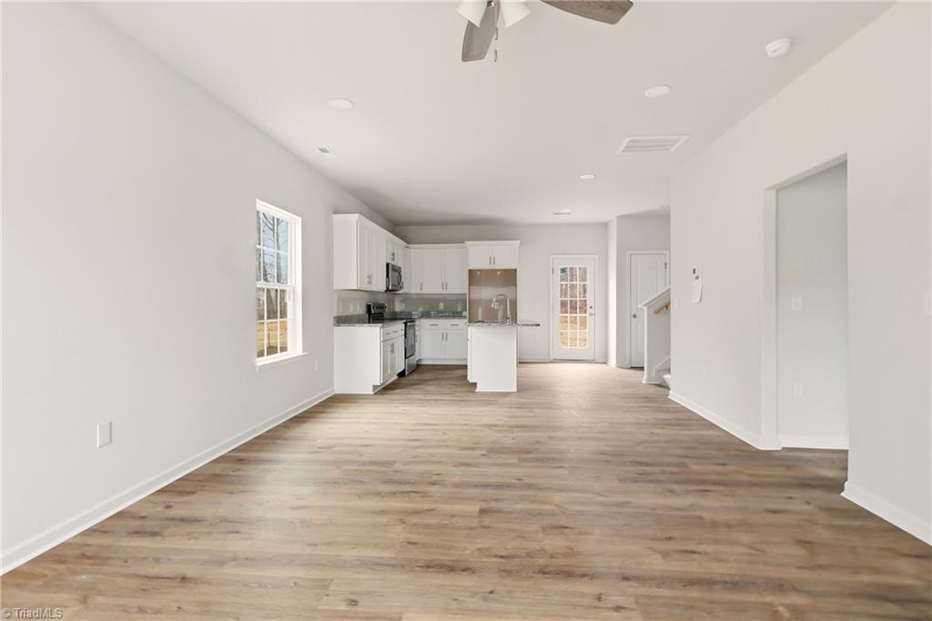 1702 Brockett Avenue High Point, NC 27260 - Photo 4 of 27