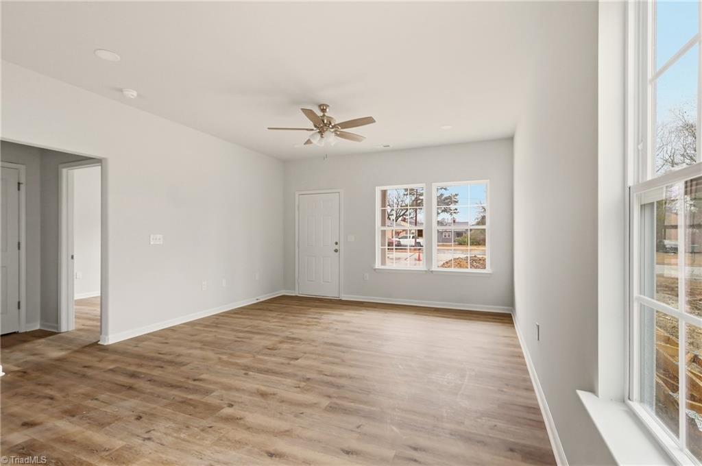 1702 Brockett Avenue High Point, NC 27260 - Photo 6 of 27