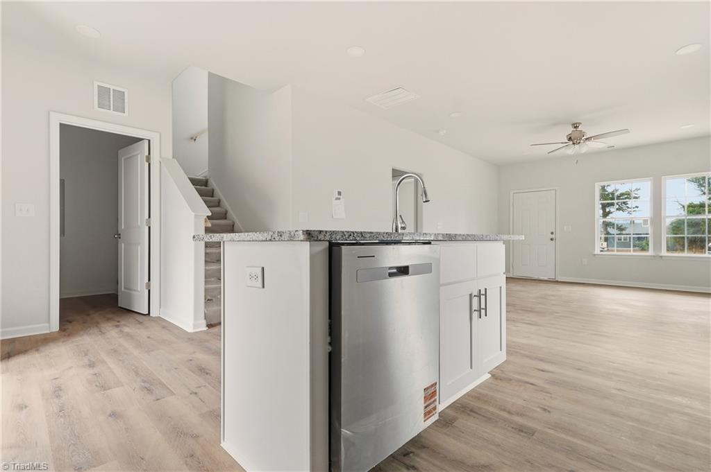 1702 Brockett Avenue High Point, NC 27260 - Photo 9 of 27