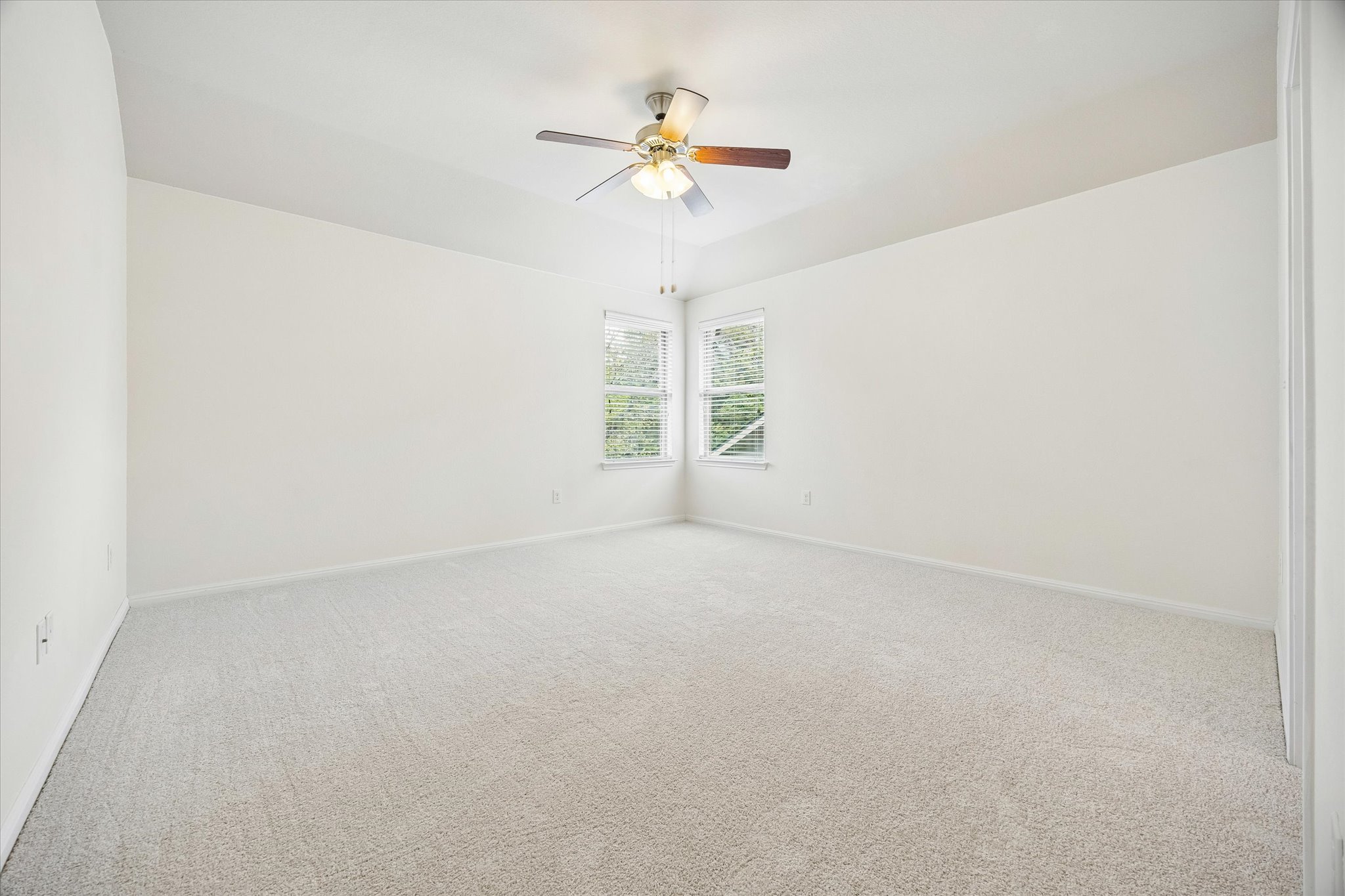 192 Santa Maria Street Georgetown, TX 78628 - Photo 17 of 27