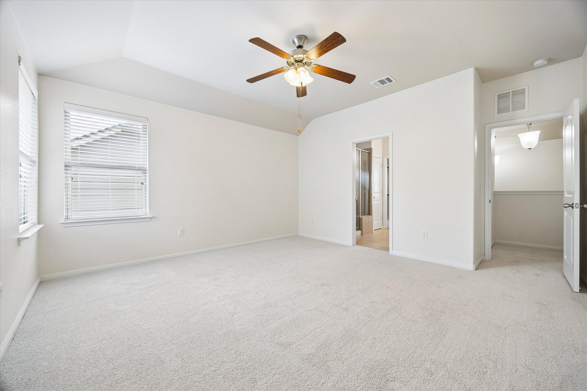 192 Santa Maria Street Georgetown, TX 78628 - Photo 18 of 27