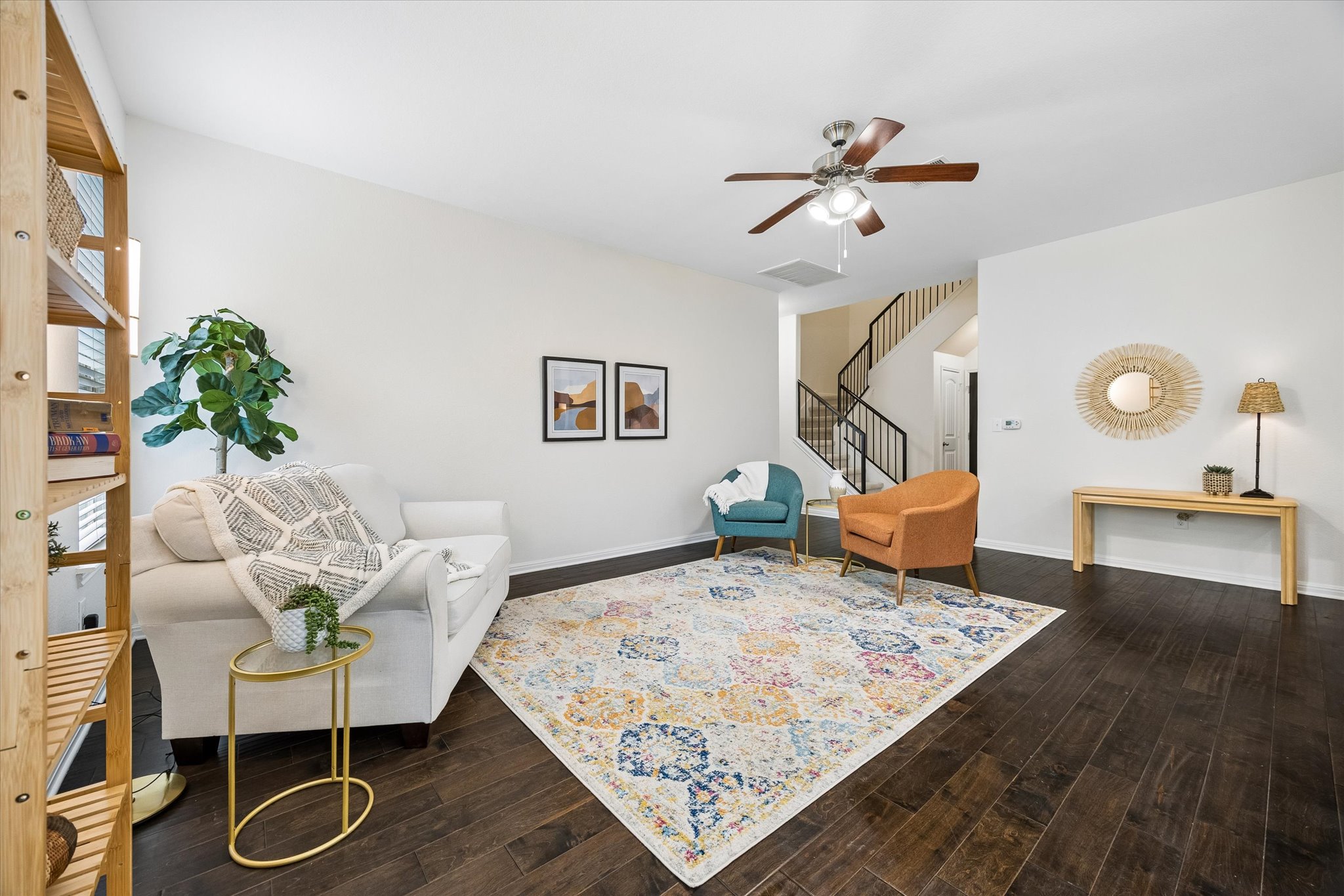 192 Santa Maria Street Georgetown, TX 78628 - Photo 5 of 27 Living room