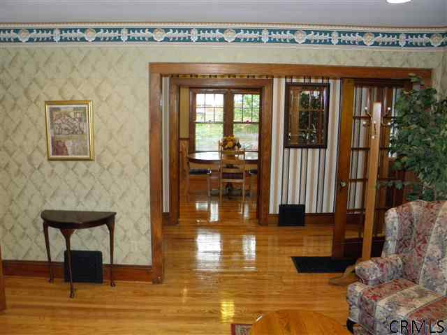 1044 Loudon Road Colonie, NY 12047 - Photo 4 of 15 Photo 4