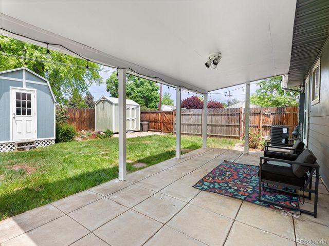 a view of backyard with hardwood