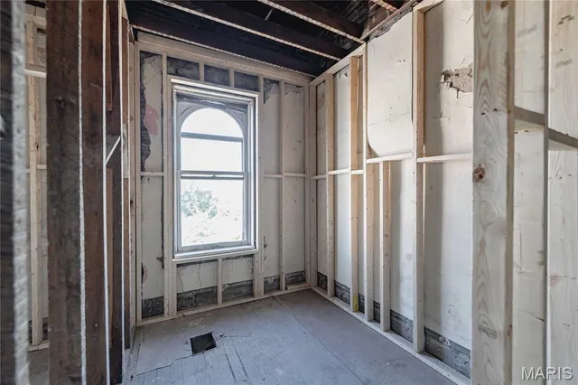 $225,000 | 3130 Caroline Street, St. Louis, MO 63104