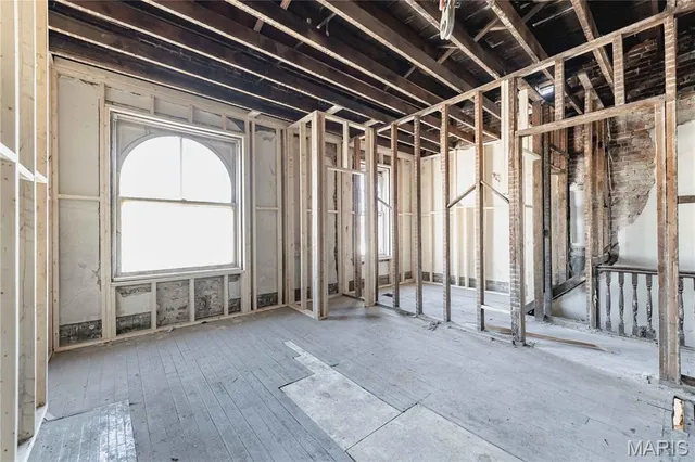 $225,000 | 3130 Caroline Street, St. Louis, MO 63104