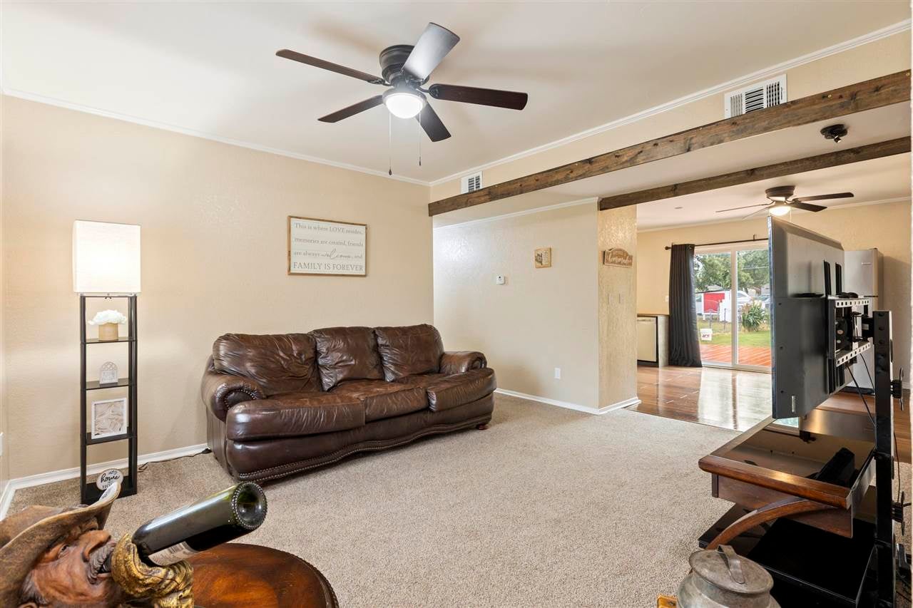 204 East Maple Avenue Perry, OK 73077 - Photo 11 of 35 Gallery Image 11