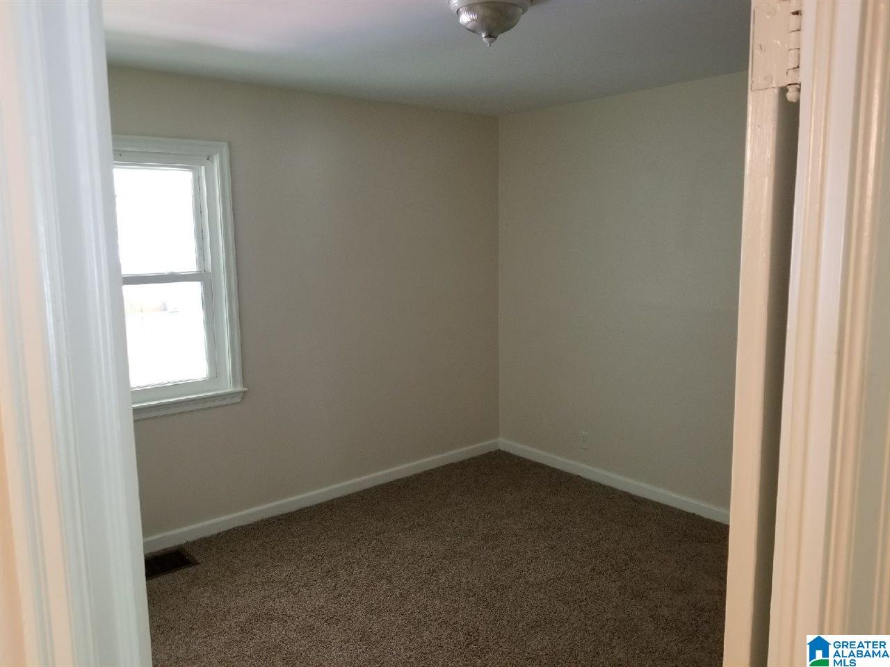 928 Pine Hill Road Birmingham, AL 35235 - Photo 6 of 9