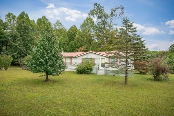 500 Moonlight Trail Sparta, TN 38583 - Photo 4 of 51