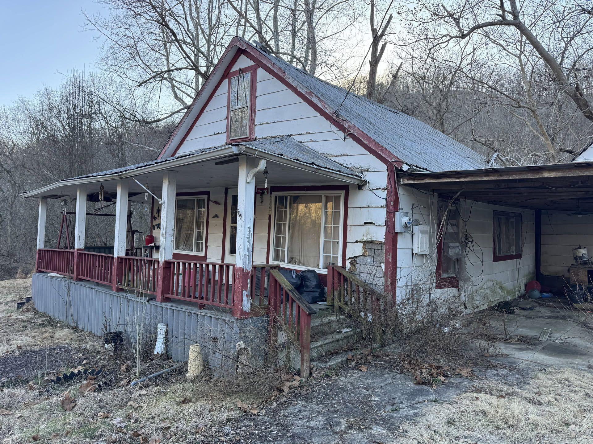 500 Church House Road Crum, WV 25669 - Photo 7 of 25 image 801165