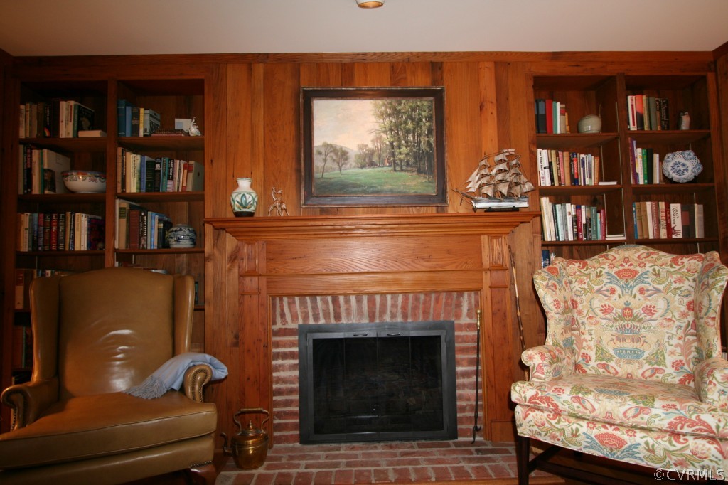 1624 Shallow Well Road Manakin-Sabot, VA 23103 - Photo 8 of 24 a living room with furniture and a fireplace