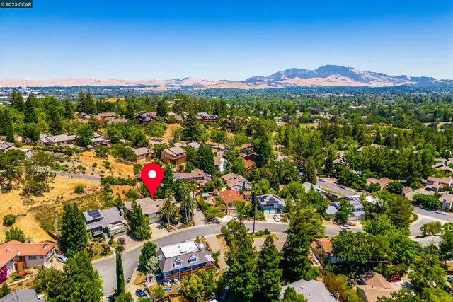 $1,349,000 | 220 Devonshire Court, Pleasant Hill, CA 94523