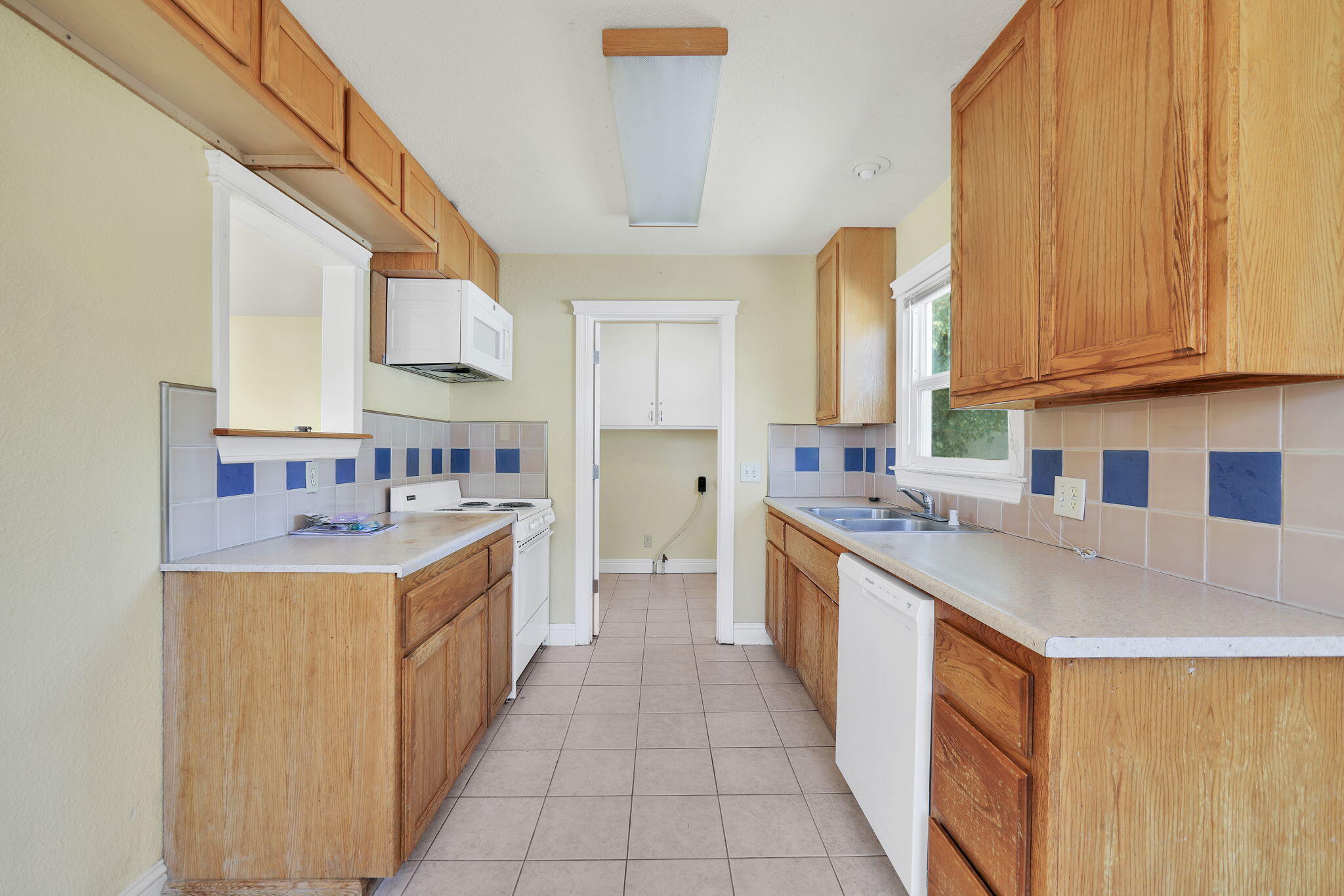 2286 Balls Ferry Road Anderson, CA 96007 - Photo 8 of 22 5-web-or-mls-HV7A6222