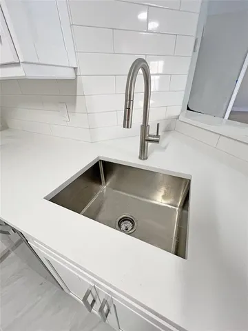 a close view of sink