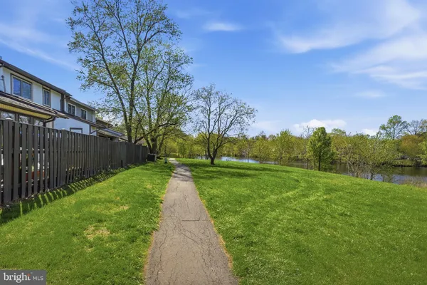 $495,000 | 181 North Cottage Road, Sterling, VA 20164