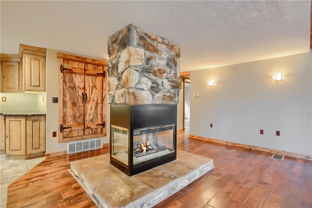 904 Crawford Road Pittsburgh, PA 15237 - Photo 14 of 25 Gallery Image 14