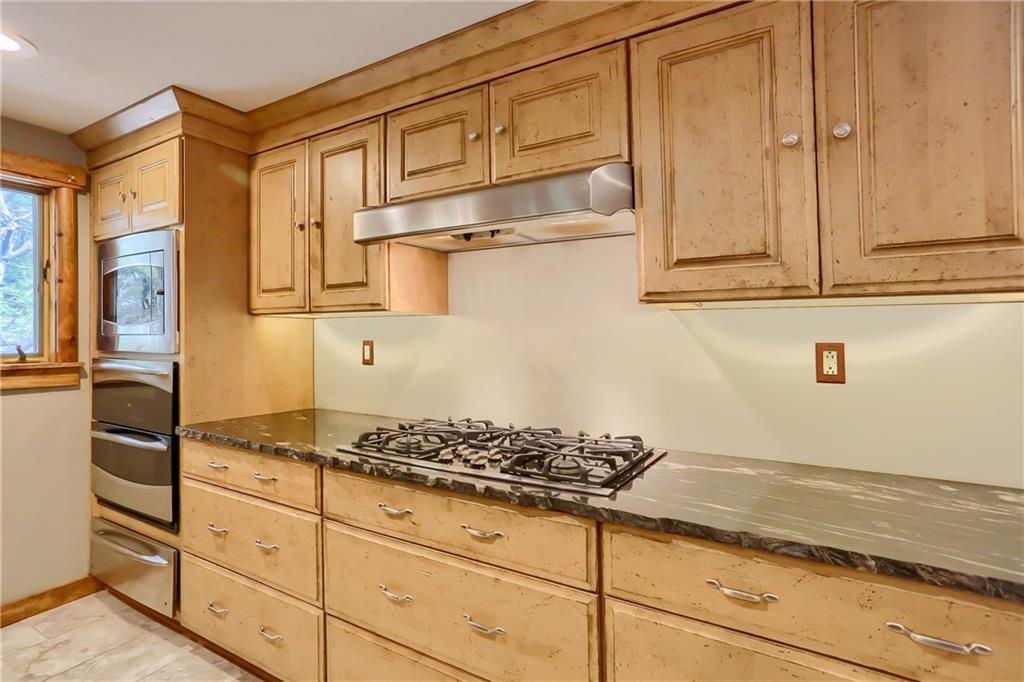 904 Crawford Road Pittsburgh, PA 15237 - Photo 8 of 25 Gallery Image 8