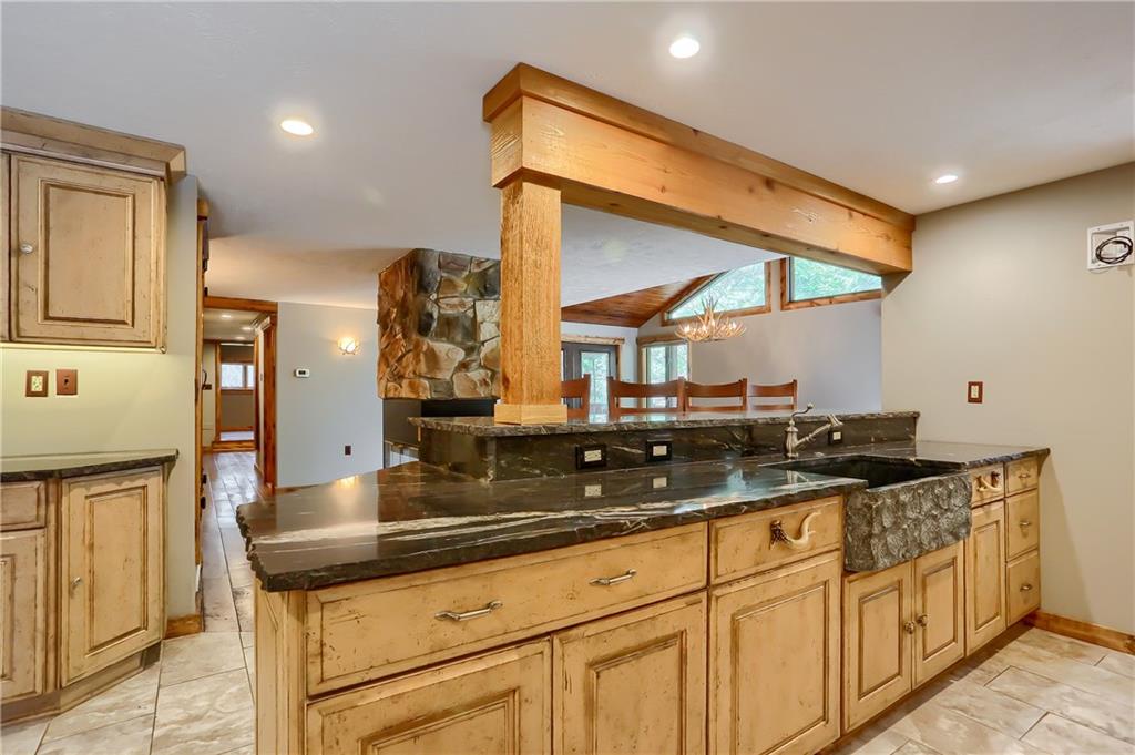 904 Crawford Road Pittsburgh, PA 15237 - Photo 10 of 25 Gallery Image 10