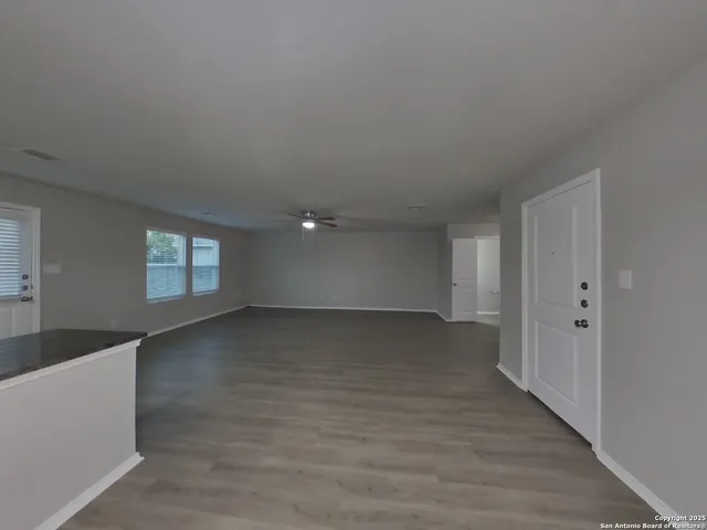 $1,729 | 8902 Lamus Wheel, San Antonio, TX 78254