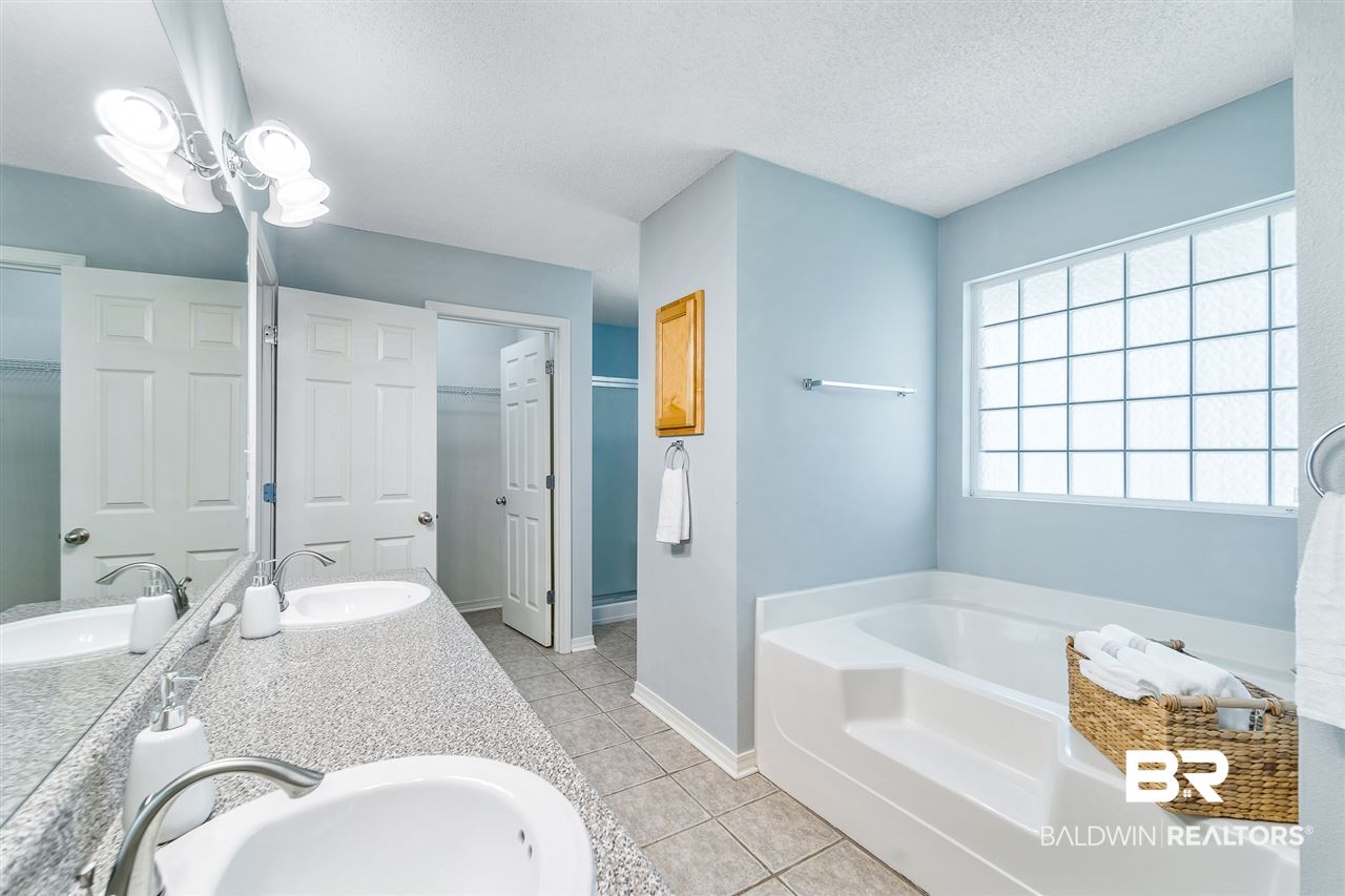 216 Heather Lane Fairhope, AL 36532 - Photo 17 of 28