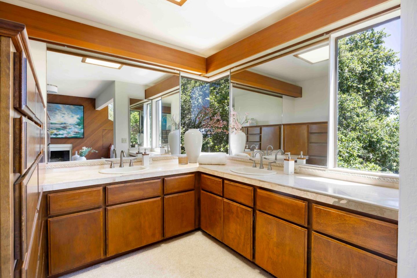 285 Escobar Road Portola Valley, CA 94028 - Photo 9 of 28