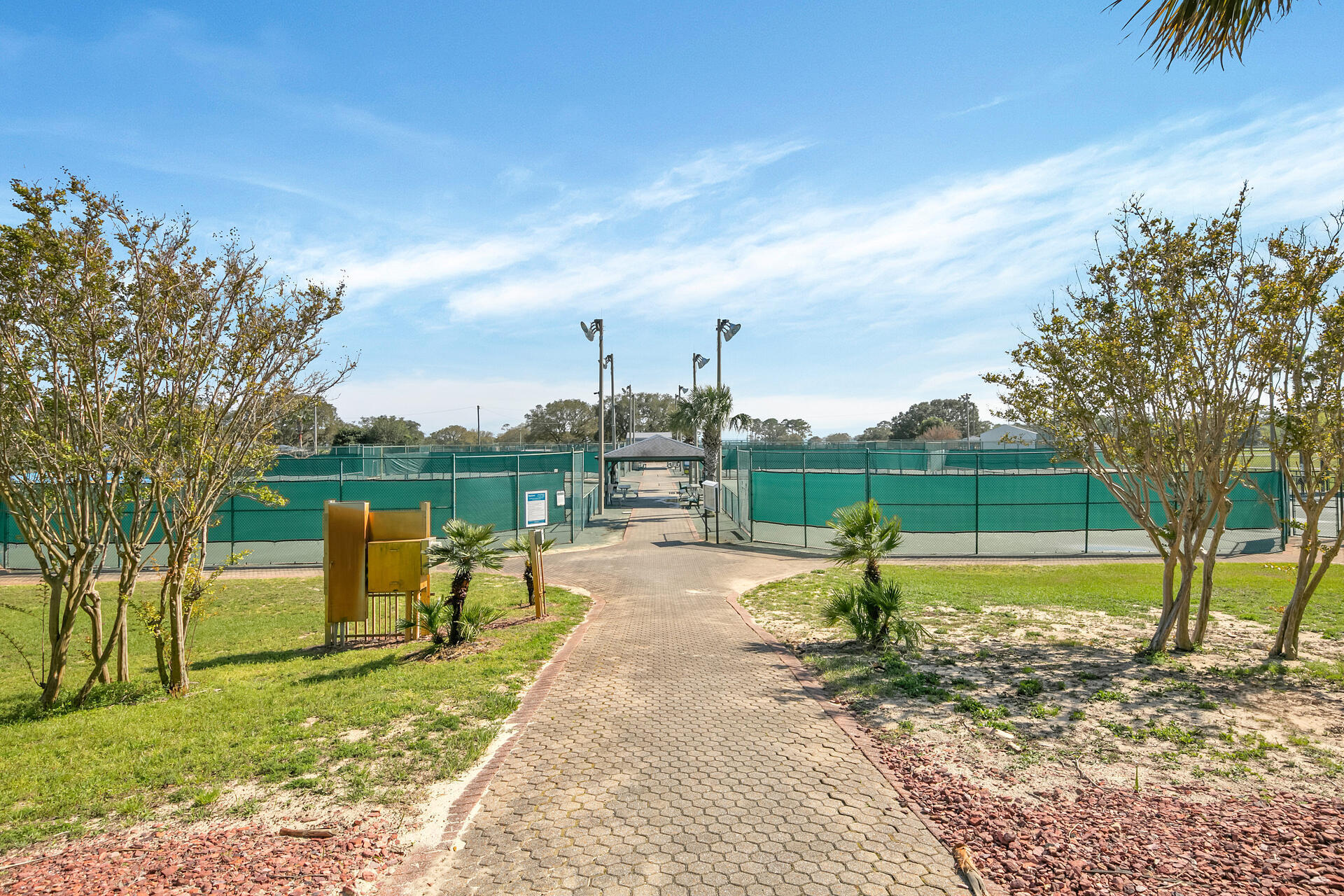 2525 Crescent Road Navarre, FL 32566 - Photo 41 of 44 Gallery Image 41