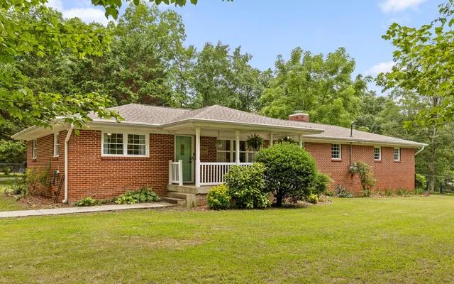 $539,000 | 3014 Edgewood Drive, Signal Mountain, TN 37377