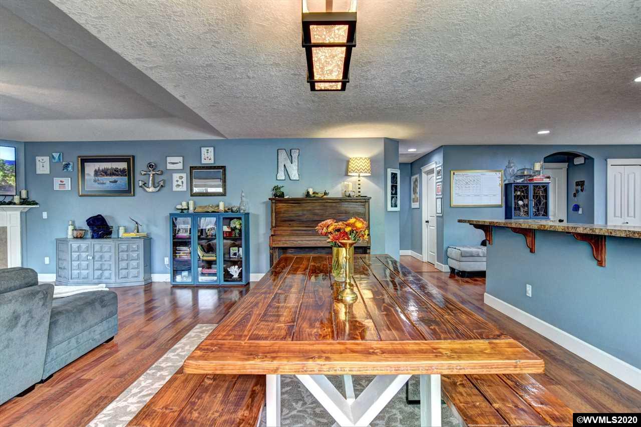 122 10th Street Jefferson, OR 97352 - Photo 12 of 32