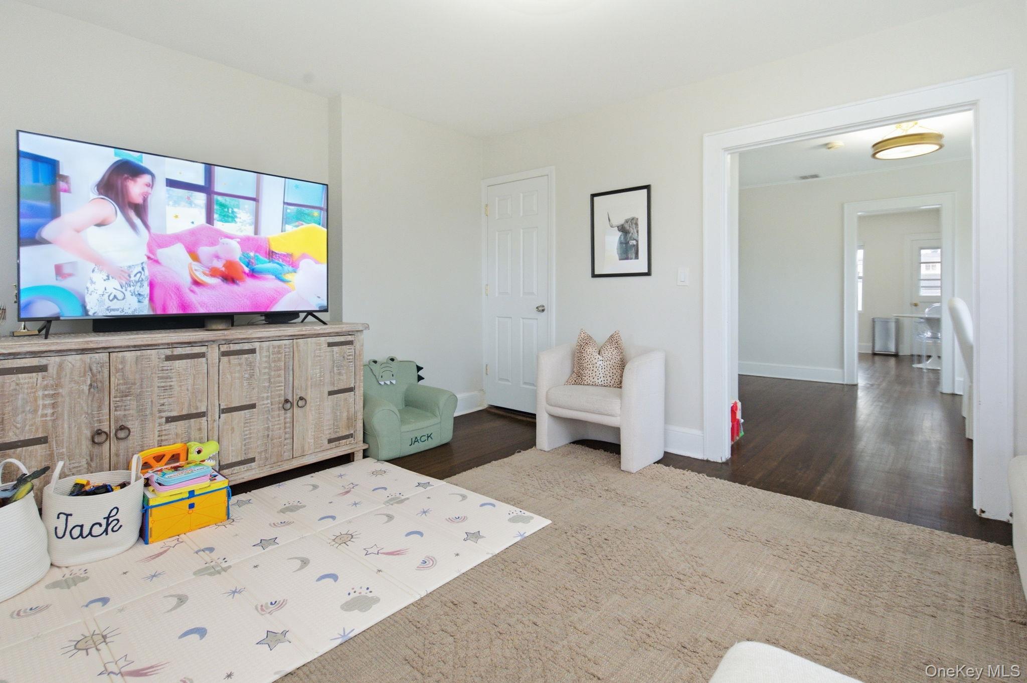 229 South Ridge Street Rye Brook, NY 10573 - Photo 3 of 23 Gallery Image 3