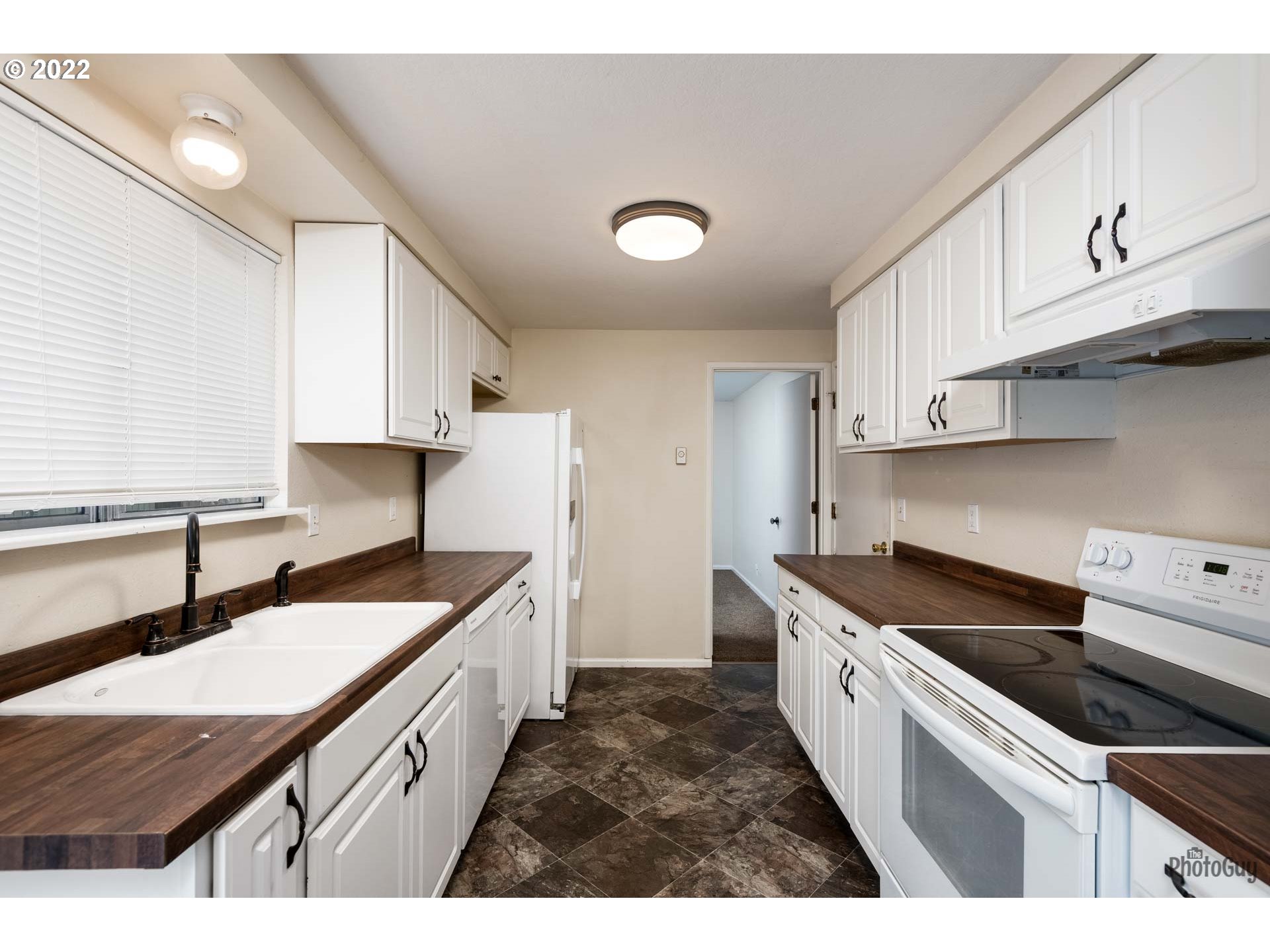 3302 Elmira Road Eugene, OR 97402 - Photo 11 of 29 Gallery Image 11