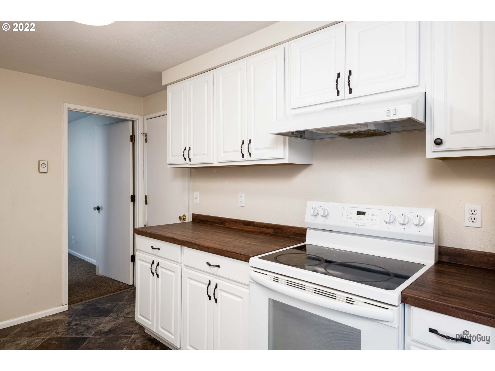 3302 Elmira Road Eugene, OR 97402 - Photo 13 of 29 Gallery Image 13