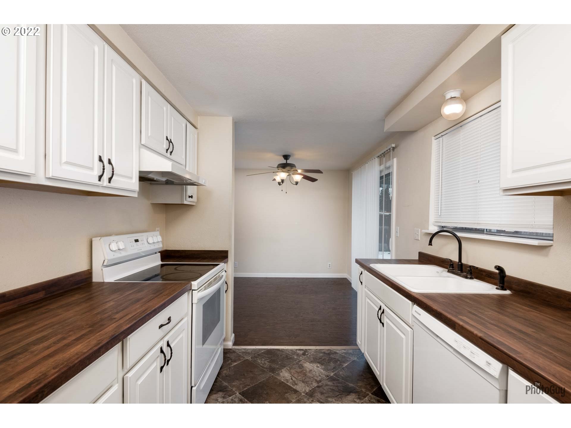 3302 Elmira Road Eugene, OR 97402 - Photo 14 of 29 Gallery Image 14
