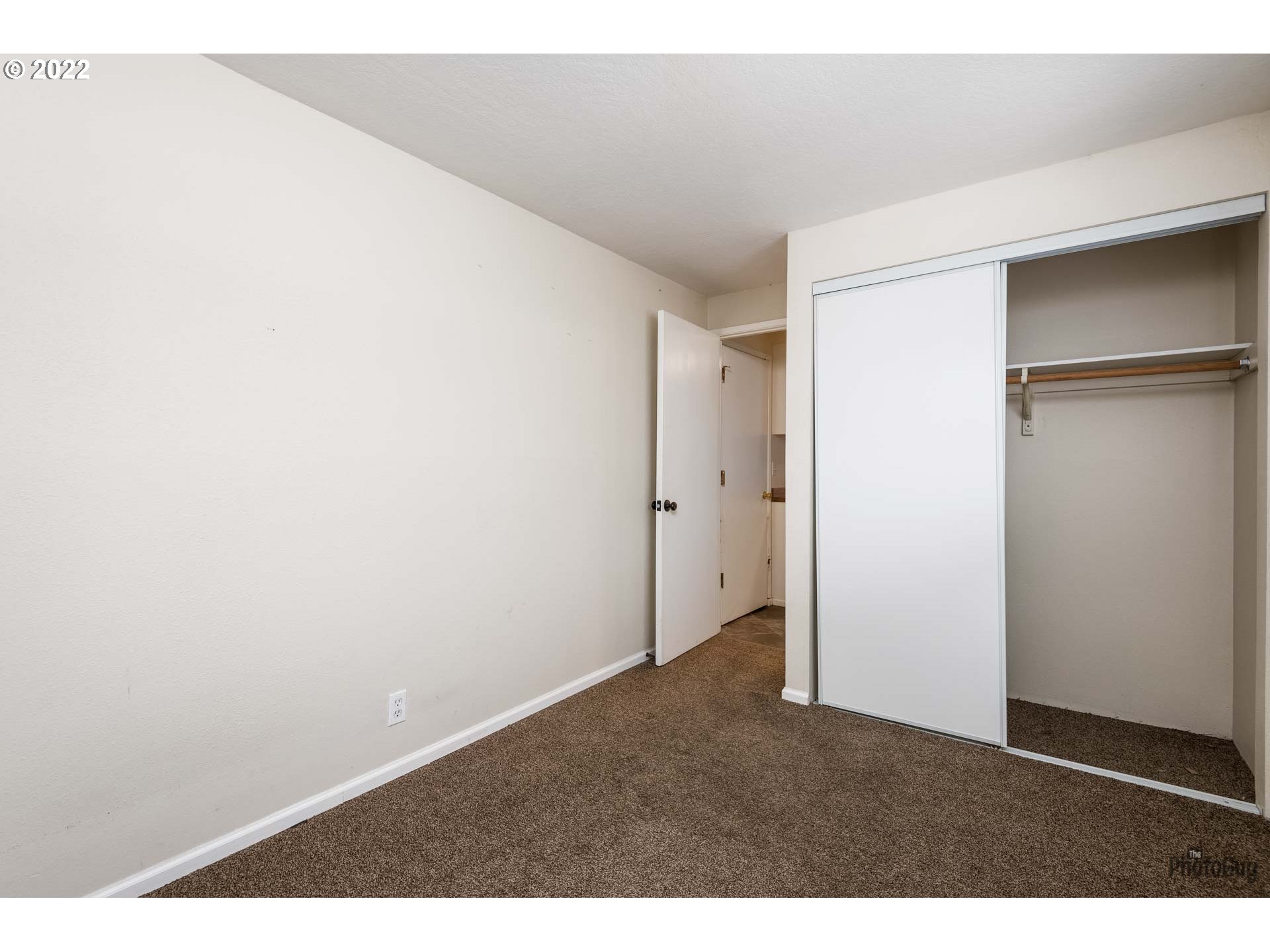 3302 Elmira Road Eugene, OR 97402 - Photo 16 of 29 Gallery Image 16