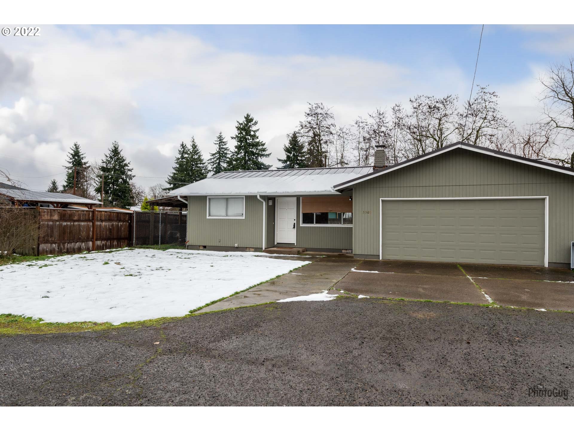 3302 Elmira Road Eugene, OR 97402 - Photo 3 of 29 Gallery Image 3
