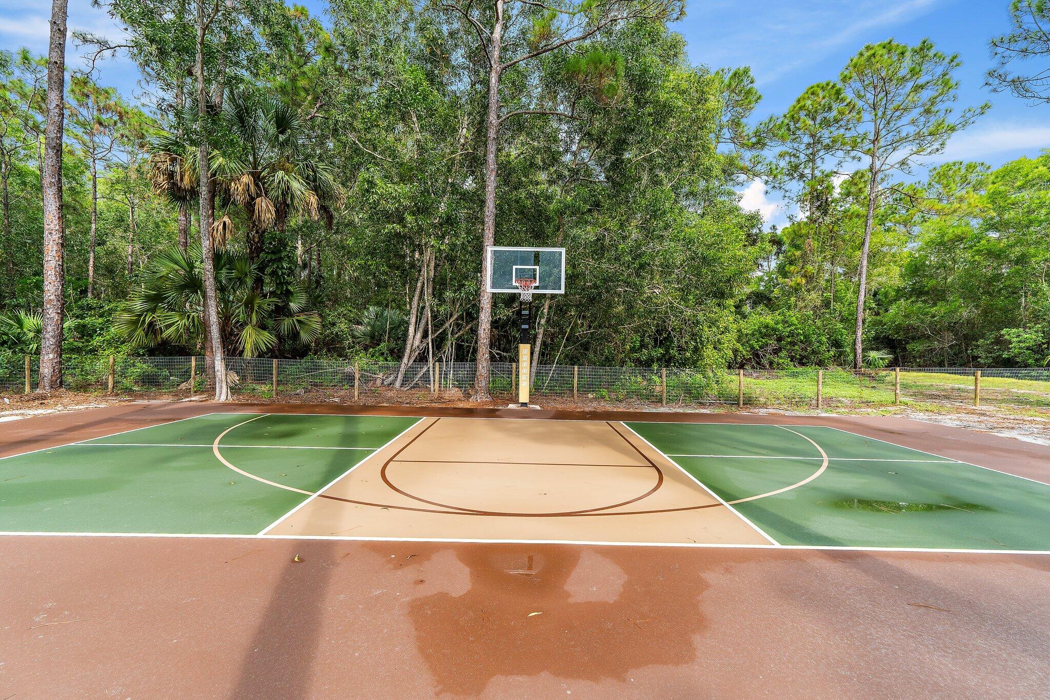 12216 175th Road North Jupiter, FL 33478 - Photo 52 of 57 a view of a basketball court
