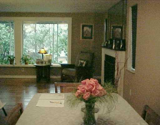 238 Rockingham Road Pittsburgh, PA 15238 - Photo 2 of 8 Dining Room.