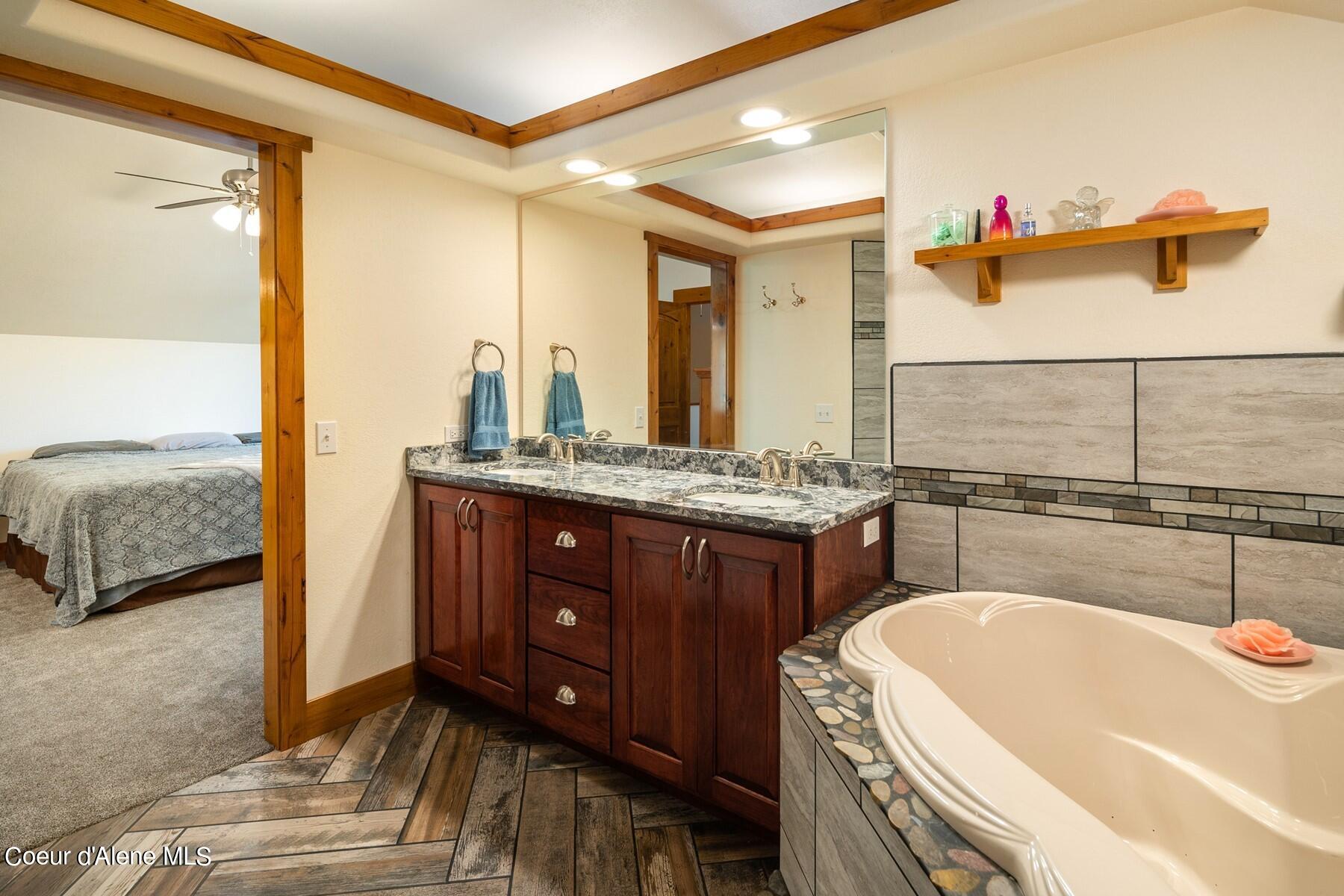 181 Calypso Lane Sandpoint, ID 83864 - Photo 20 of 61 Exceptional En Suite