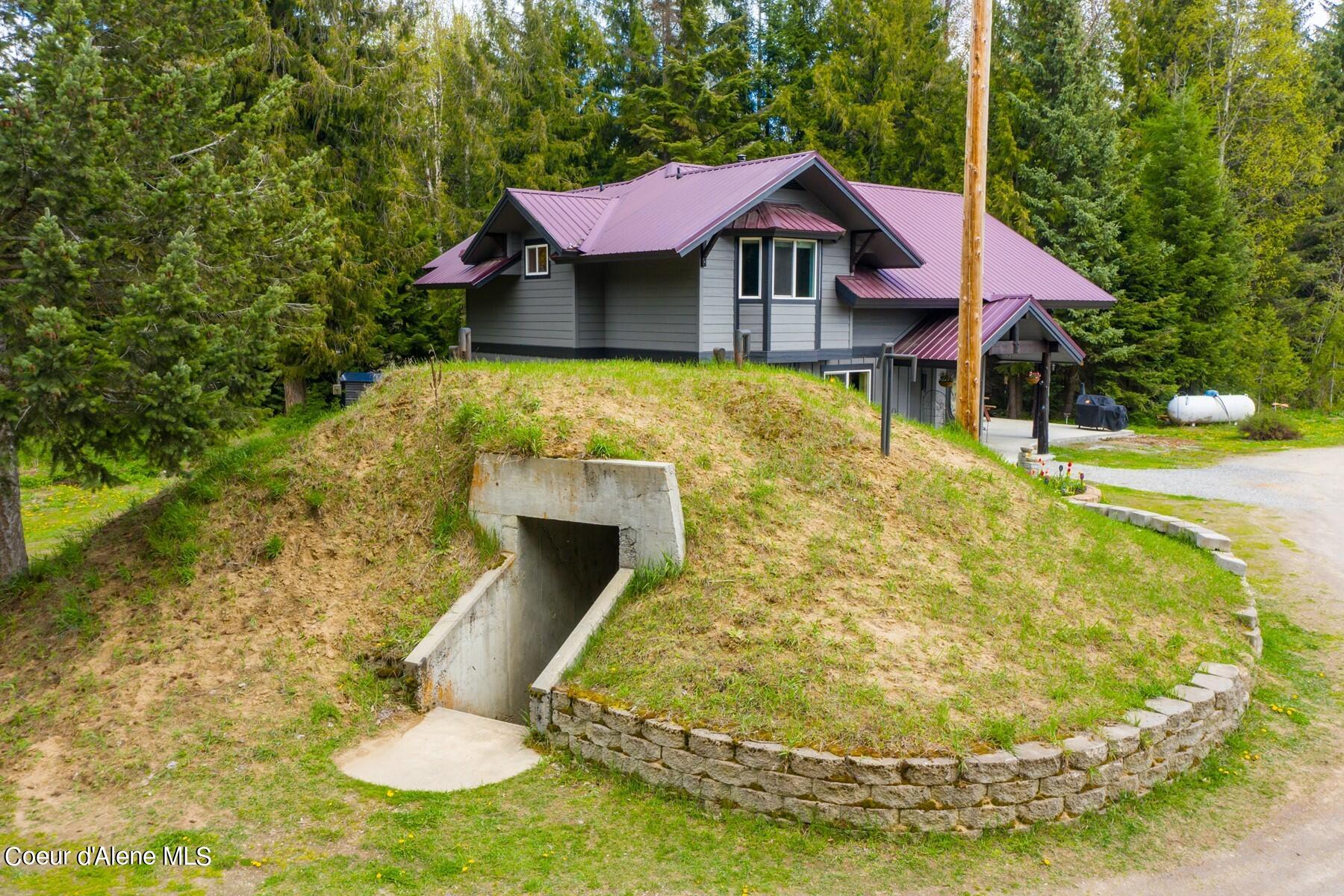181 Calypso Lane Sandpoint, ID 83864 - Photo 27 of 61 Root cellar