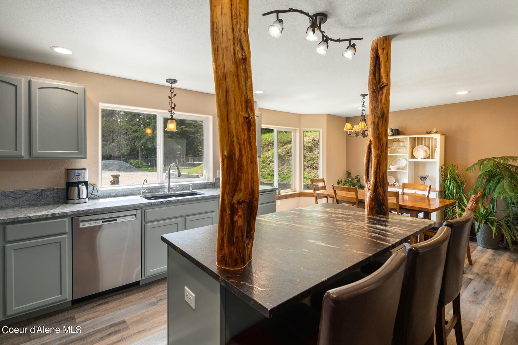 181 Calypso Lane Sandpoint, ID 83864 - Photo 5 of 61 Custom finishes