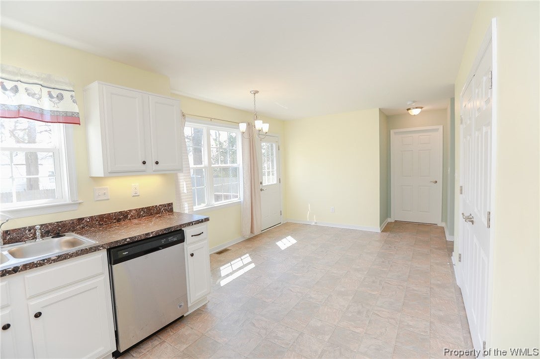 26 Mitchell Road Hampton, VA 23669 - Photo 13 of 42 Gallery Image 13