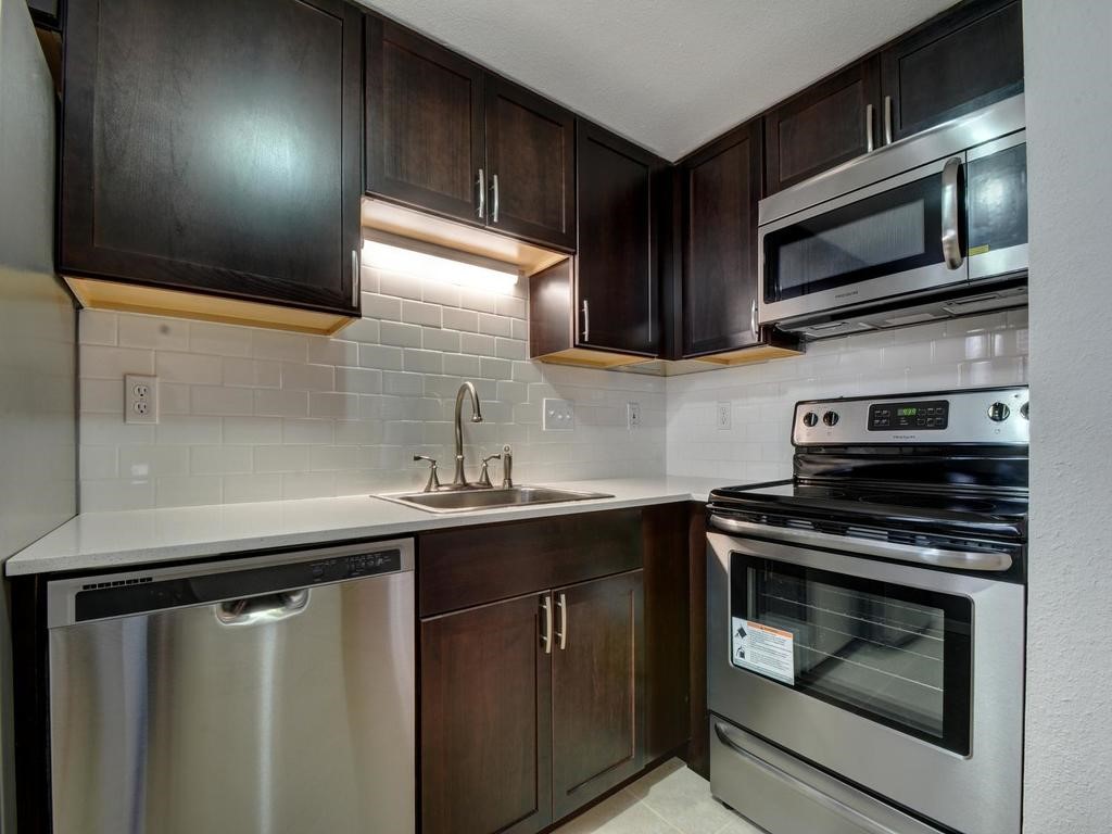 2500 Burleson Road, Unit 609 Austin, TX 78741 - Photo 4 of 23