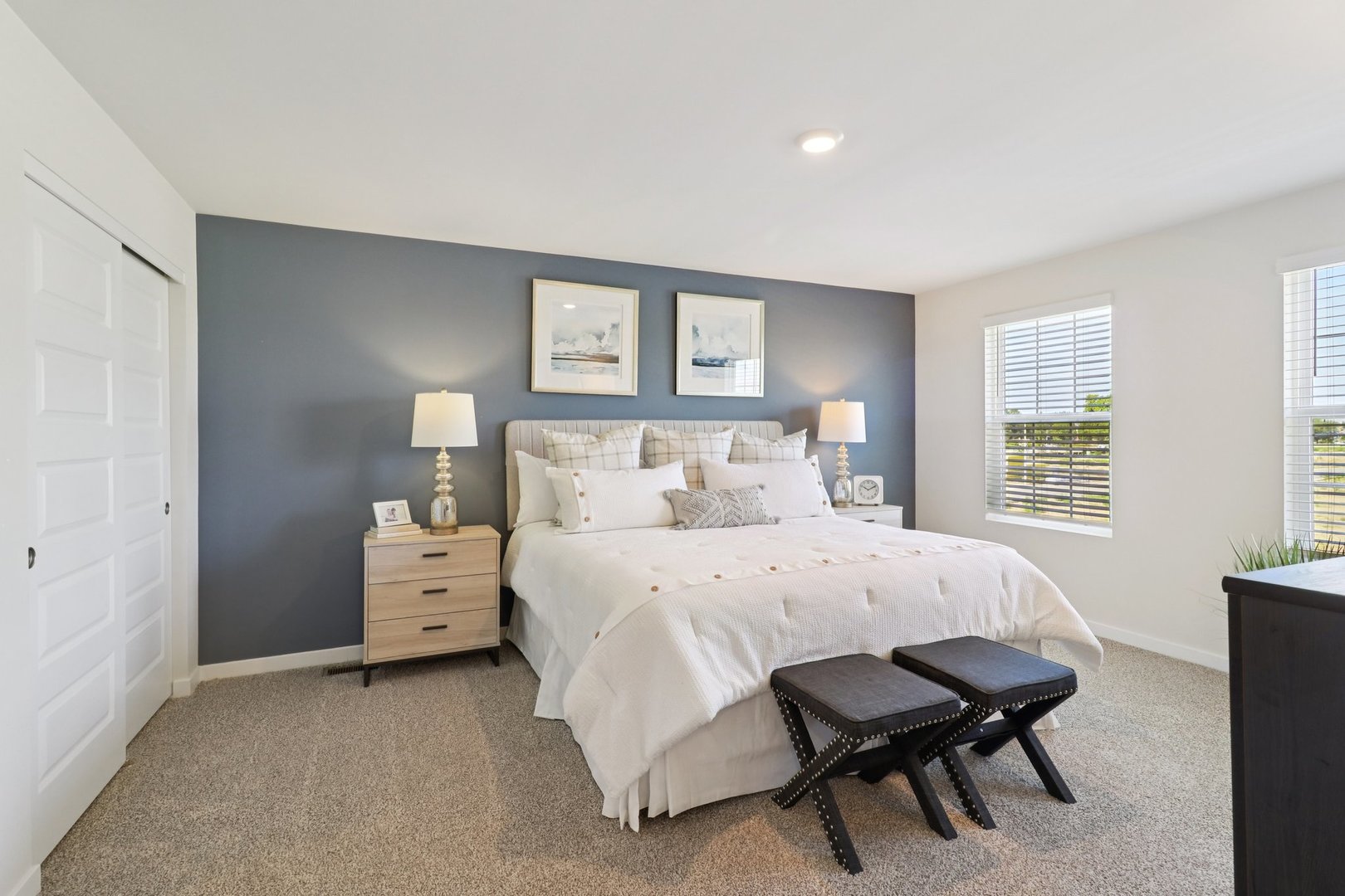 1744 Stable Lane Aurora, IL 60503 - Photo 21 of 34 a bed room with furniture and a window