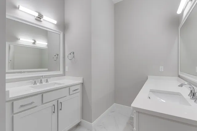 $634,700 | 2005 Bridgepointe Circle, Unit 97, Vero Beach, FL 32967