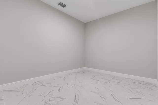 $634,700 | 2005 Bridgepointe Circle, Unit 97, Vero Beach, FL 32967