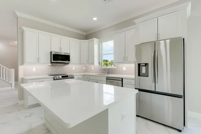 $634,700 | 2005 Bridgepointe Circle, Unit 97, Vero Beach, FL 32967