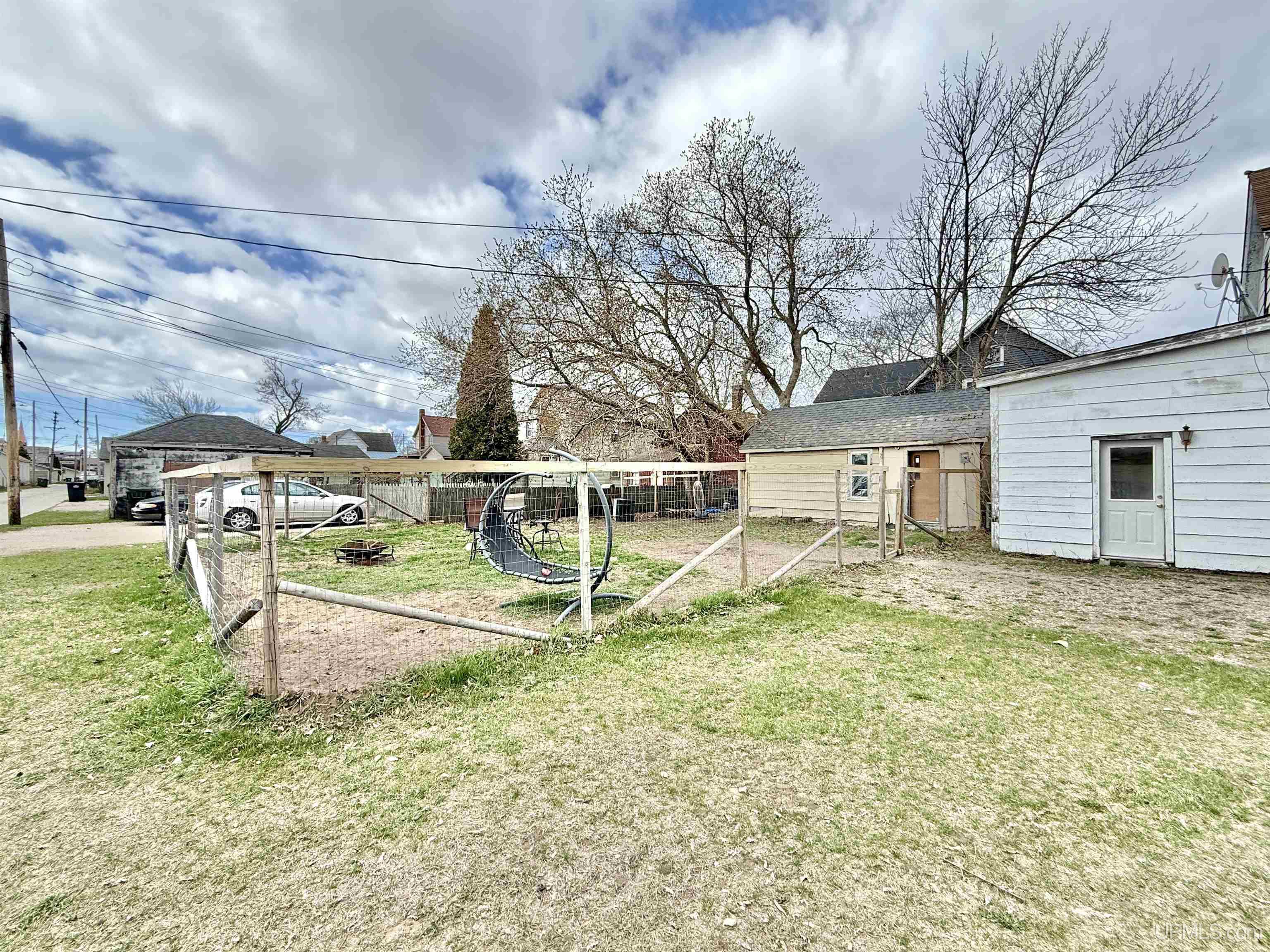 1119 North 3rd Street Escanaba, MI 49829 - Photo 2 of 24