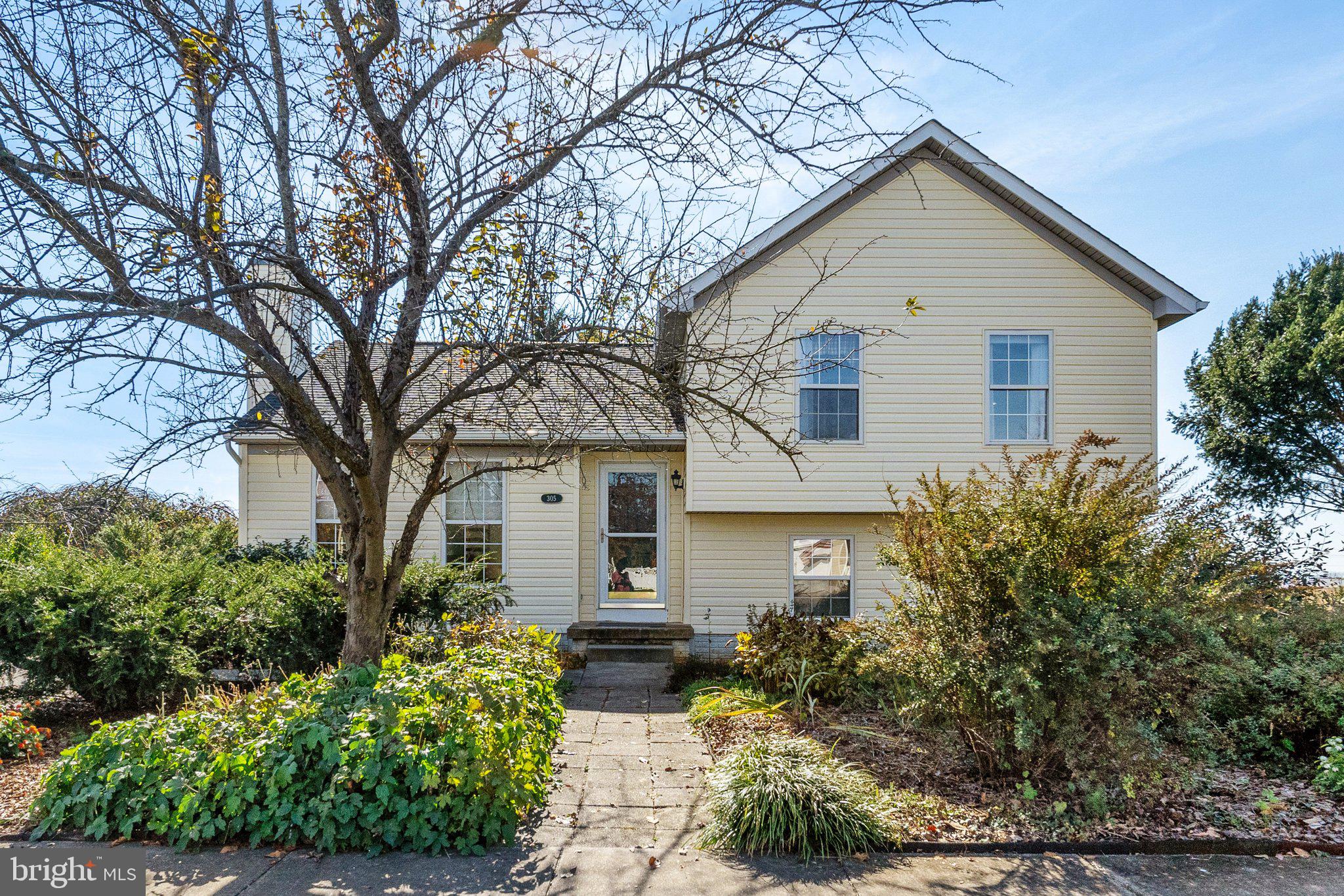 305 Crosswinds Drive Charles Town, WV 25414 - Photo 9 of 40