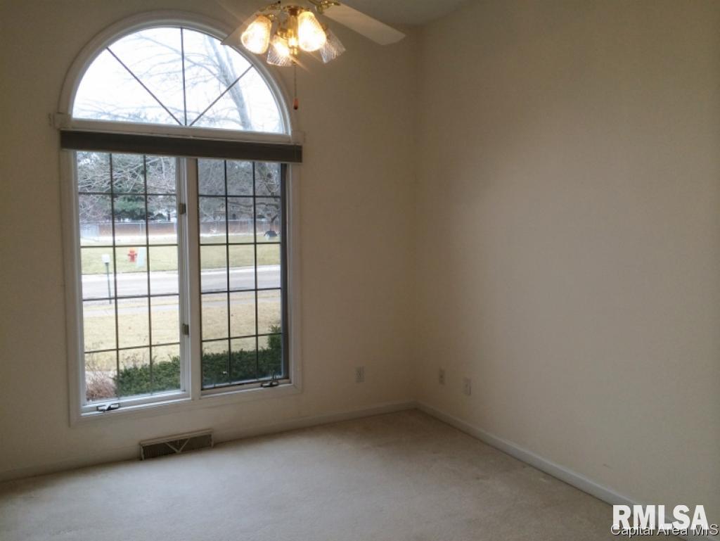 19436 Pinecrest Road Petersburg, IL 62675 - Photo 14 of 22 Gallery Image 14
